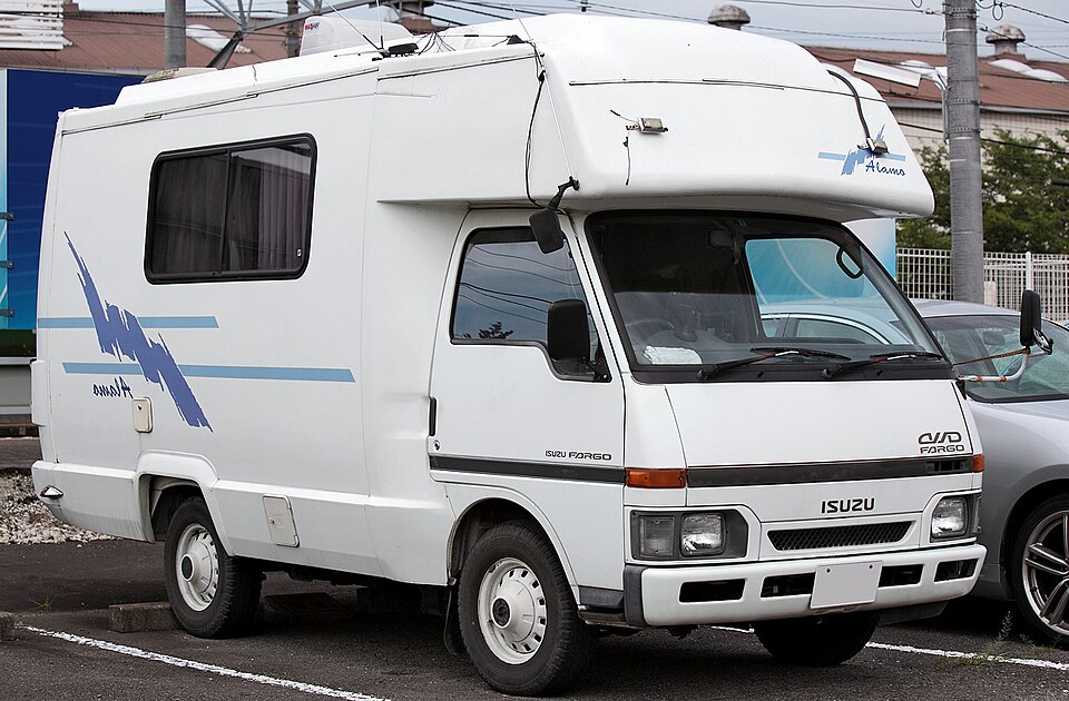 История коммерческих автомобилей Isuzu / Исудзу