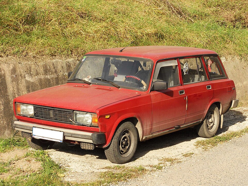 История коммерческих автомобилей ВАЗ