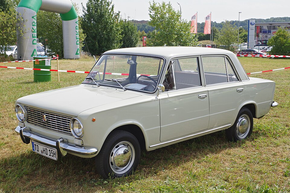 История автомобилей ВАЗ
